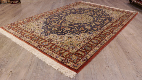 Handmade Oriental Qum wool and silk rug - CB309276