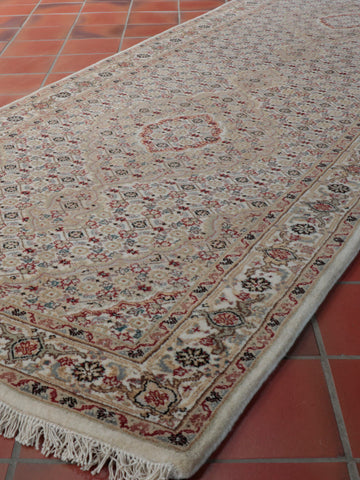 Fine handmade Indian Tabriz runner - WS285122